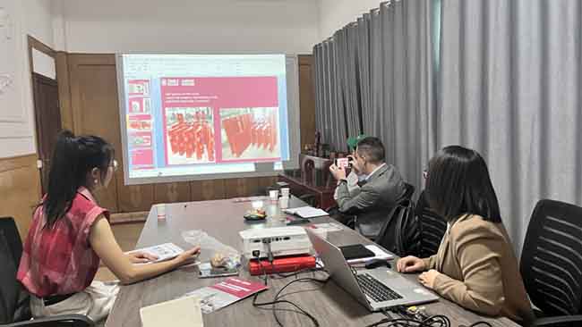 Khách hàng châu Á đã ghé thăm Khách hàng châu Á đã ghé thăm