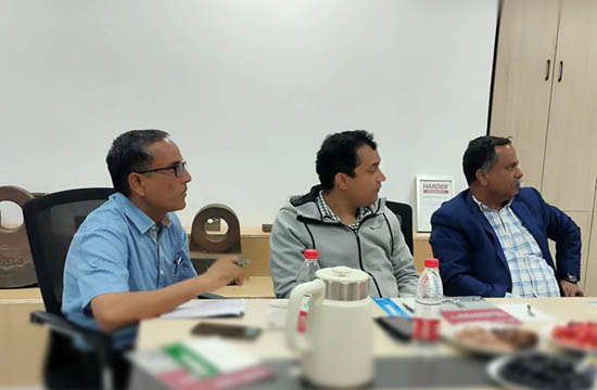 Khách hàng từ Tanzania ghé thăm