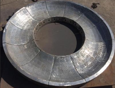 Vật liệu mới cho phụ tùng chống mài mòn trong nhà máy xi măng - đúc composite cố